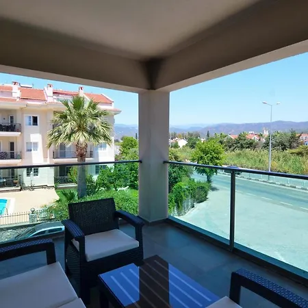 Mykonut Erna 아파트호텔 4*