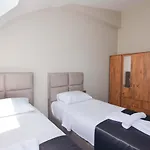 Mykonut Erna Apartahotel