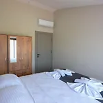 Mykonut Erna Hotel de apartamente 4*