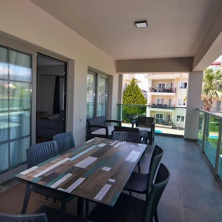 Aparthotel Mykonut Erna