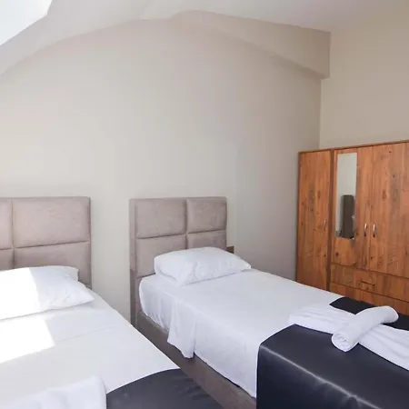 Mykonut Erna Aparthotel