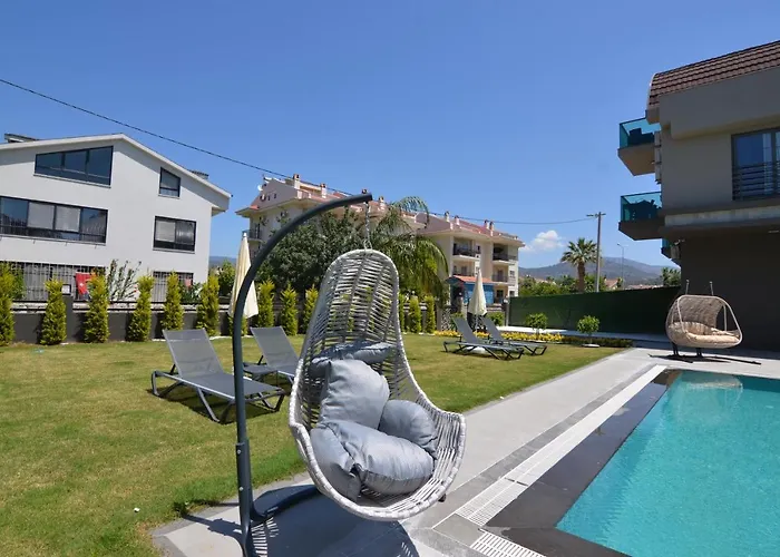 Apartmanhotel Mykonut Erna 4*