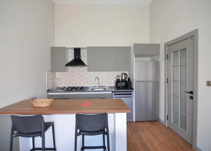 Mykonut Erna Apartmanhotel