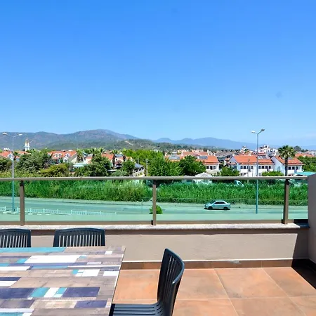 Apartmanhotel Mykonut Erna 4*