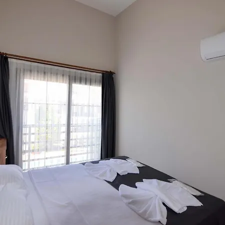 Apartmanhotel Mykonut Erna