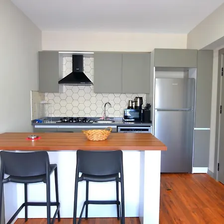 Mykonut Erna Apartmanhotel